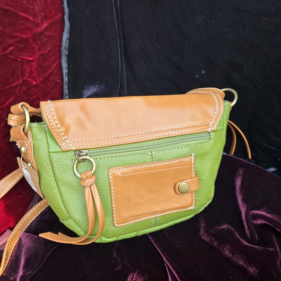 Giani Bernini Green & Tan Leather Crossbody Bag w/ Pockets & Adjustable Strap - Picture 3 of 13